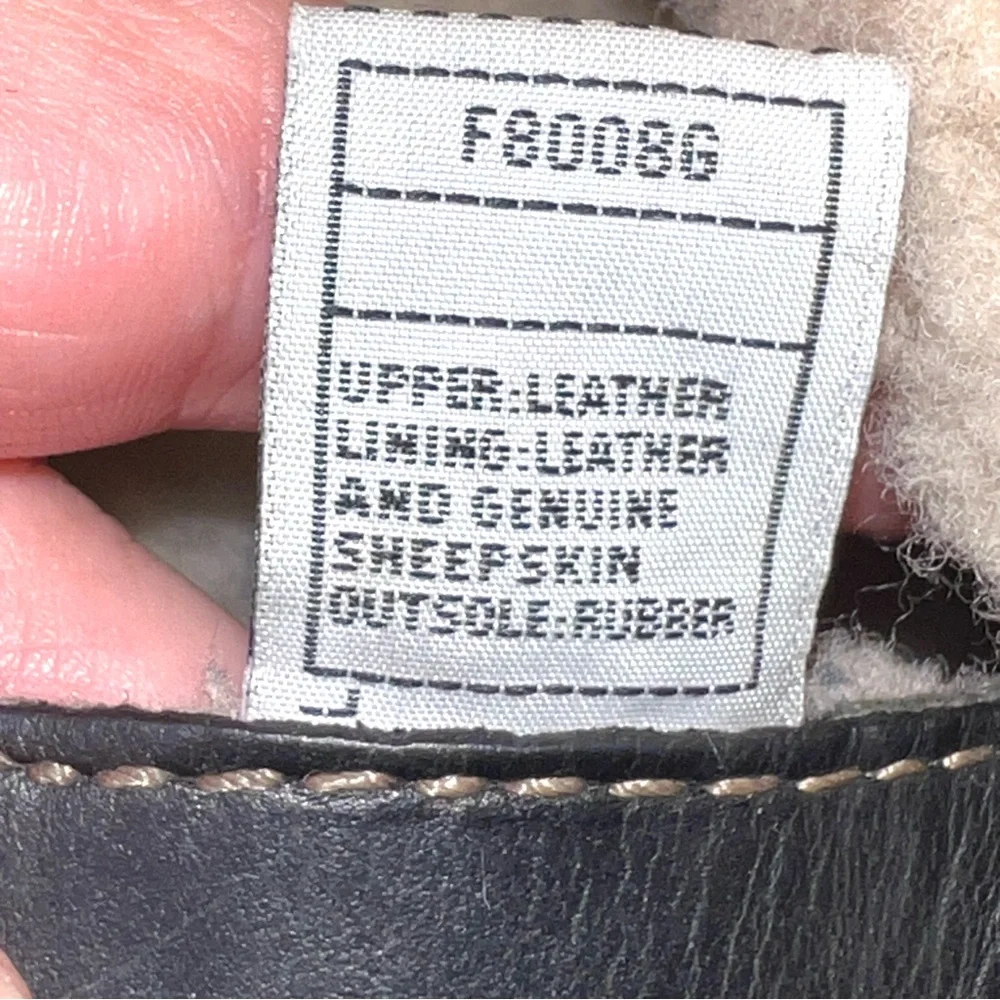 UGG Australia Cove Ankle Boots Black Leather Suede Sheepskin Wrapped Lace Sz 7‎
